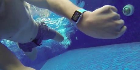 L'Apple Watch supera il test di impermeabilità  