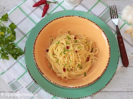 Spaghetti aglio, olio e peperoncino