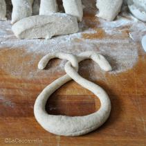 lacaccavella, bretzel, pretzel, pastamadre, integrali, semisesamo, semipapavero, sourdough, wholemeal, poppyseeds, sesameseeds