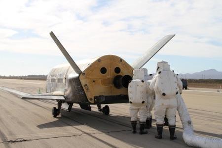 Il misterioso X-37B di nuovo pronto per lo spazio