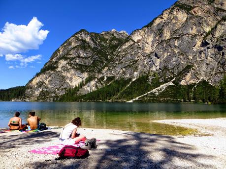 giro del lago di braies in val pusteria