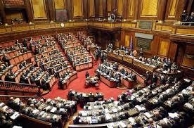 Risultati immagini per parlamento