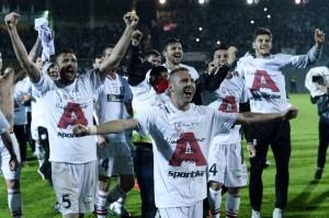 Il Carpi vola in Serie A, dopo il pareggio casalingo 0-0 con il Bari (italpress.com)