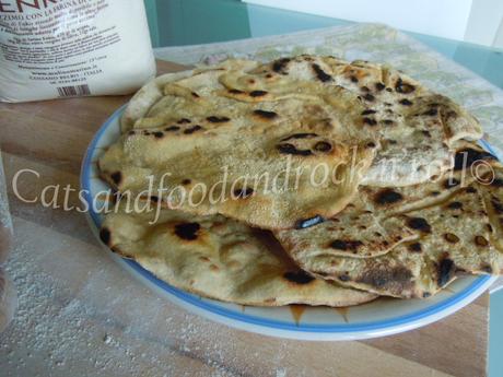 Pane azzimo di enkir e farro