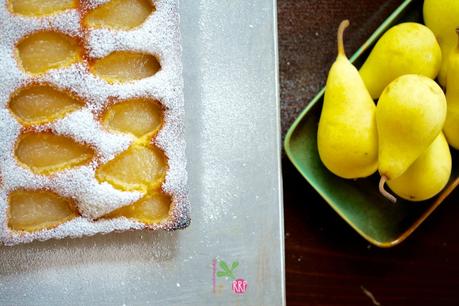 ricetta torta di pere semplice con farina cerealia