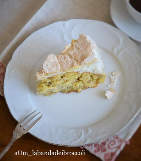 Torta al rabarbaro con meringa morbida alle mandorle di Julia, Rhabarberkuchen