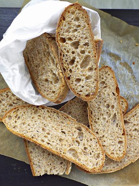 Pane semintegrale 