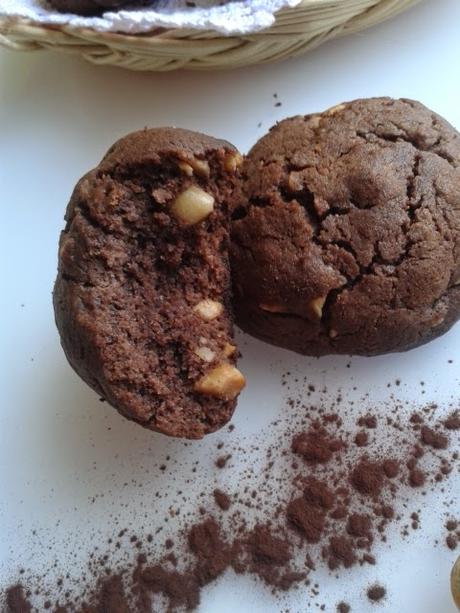 BISCOTTI CIOCCOLATO E NOCCIOLE