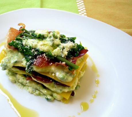 Lasagne PIACERI MEDITERRANEI con asparagi, speck e crescenza