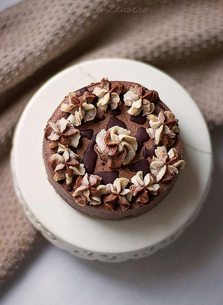 torta crudista cioccolato e cocco pan di zenzero