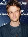 Nathaniel Buzolic entra nel cast della comedy estiva CW “Significant Mother”