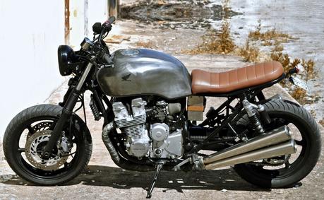 CB750 by FNG