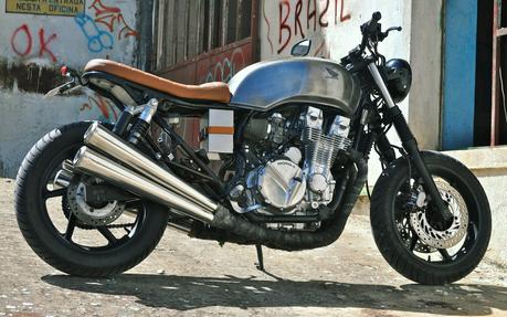 CB750 by FNG