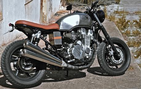 CB750 by FNG