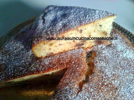 TORTA RICOTTA E PEZZI DI CIOCCOLATO (Bimby e non) realizzata da LAURA LAU