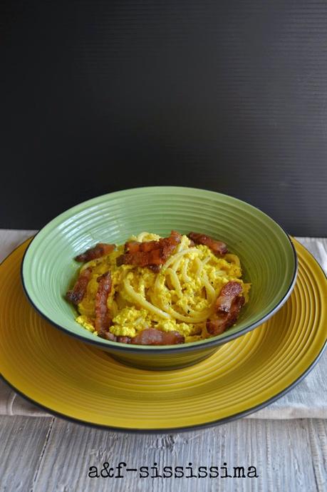 spaghetti alla curcuma