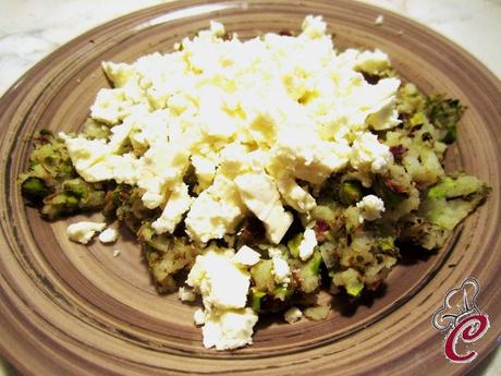 Millefoglie di spinaci con farcitura di patate, feta e pistacchi: di sfide, dimostrazioni e piccole soddisfazioni