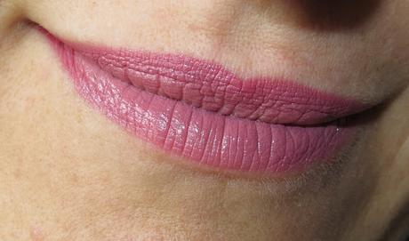 Essence rossetto labbra effetto nude - Cool Nude e Porcelain Doll