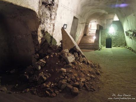 Storie e leggende del tunnel borbonico di Napoli