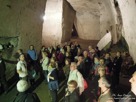 Storie e leggende del tunnel borbonico di Napoli