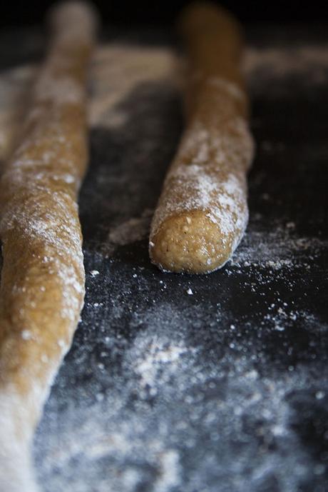 Crema danese con frutti rossie biscotti vegan