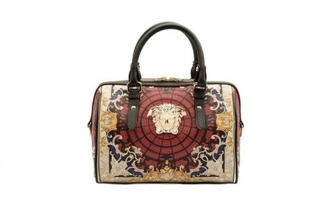La collezione Ornamental di Versace borsa
