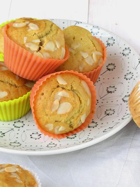 Muffins di kamut limone e fragole