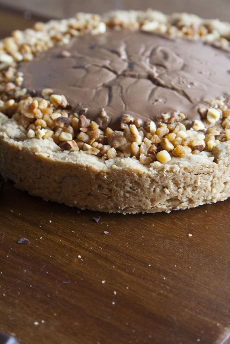 Crostata di nocciole e cioccolato