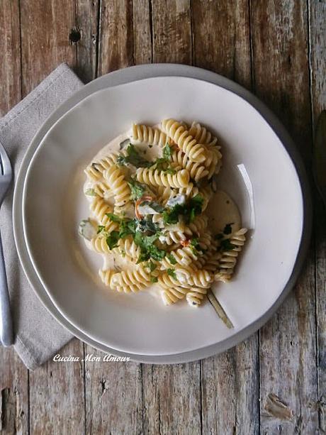 Pasta con Zucchine Pomodorini Datterini e Crema di Formaggio