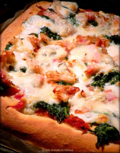 PIZZa con GORGONZOLA e AGRETTI