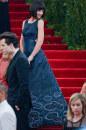 Met Gala 2015, i look più belli da Anne Hathaway ad Amal Clooney Met Gala 2015, i look più belli
