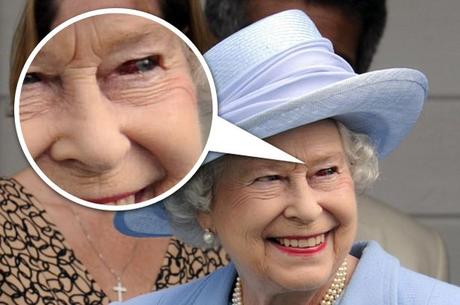 Queen+Elizabeth+II+with+a+red+eye