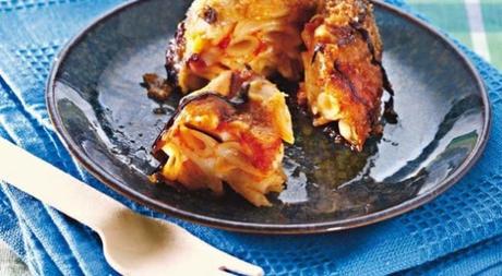 Timballini di ziti con melanzane e scamorza.