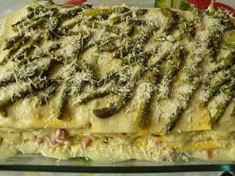 Lasagne con asparagi e prosciutto cotto