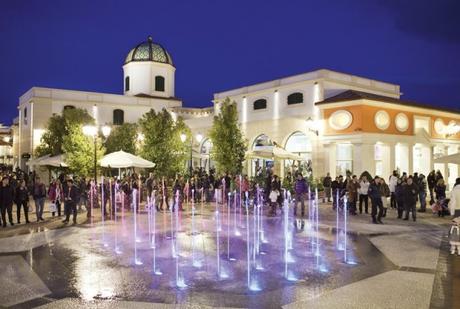 Quando il rosso diventa Passione: le Ferrari alla Reggia Outlet