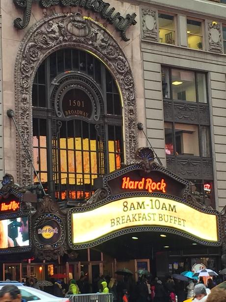 Miki In The Big Apple 4: 3 Gennaio. Bryant Park, NY Public Library, Grand Central Terminal, Hard Rock Cafè e Shopping.