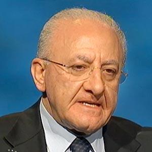 il candidato governatore de luca