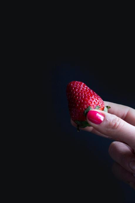 Marmellata di fragole e rabarbaro con semi di chia