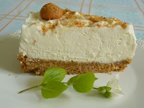 Cheesecake amaretti e profumo di vaniglia