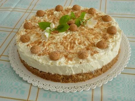 Cheesecake amaretti e profumo di vaniglia