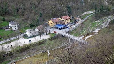 All'ex-forte sul Col del Gallo (Valsugana)