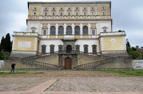 Palazzo Farnese_Caprarola_orologia seiore_viaggiandovaldi