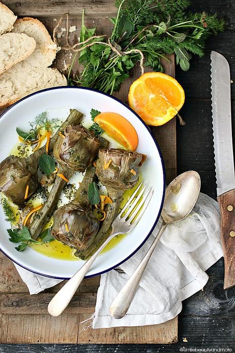 Carciofi stufati con menta e arancia