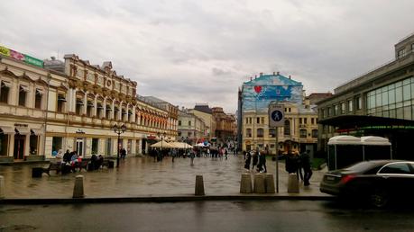 Fai un viaggio a Mosca e ti rendi conto che la tua città, Roma, non arriverà mai a questi livelli. Mai