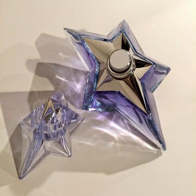 ANGEL di THIERRY MUGLER nel nuovo flacone GRAVITY