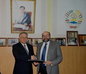 Enzo Faloci, direttore di Umbria Export, con il presidente della Camera di Commercio di Tajikistan