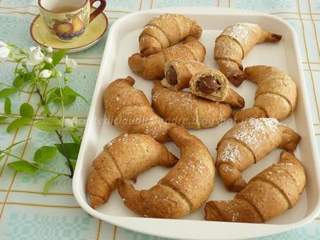 Cornettini alla nutella con pasta madre