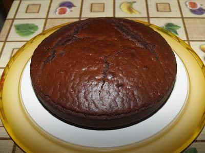 Torta al cioccolato (ottima da farcire...ma anche no!)