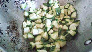 INSALATA di ORZO ZUCCHINE e GAMBERETTI