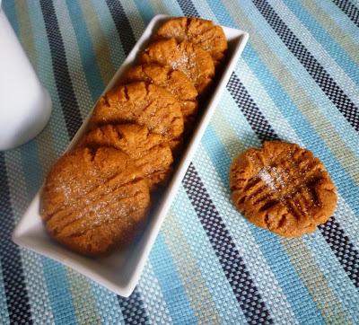 Magical peanut butter cookies